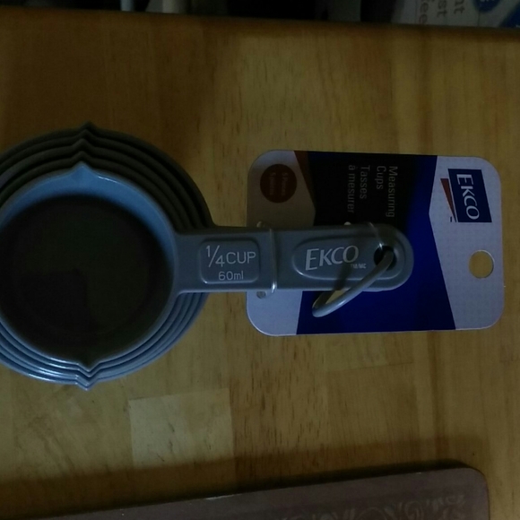 NWT Ekco Measuring cups - Picture 2 of 4